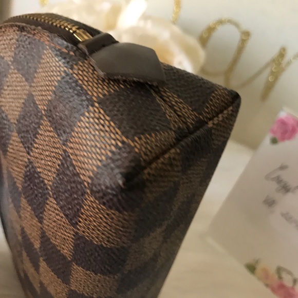 ❌SOLD❌ ❤️LOUIS VUITTON COSMETIC POUCH - PM in DE❤️ - Picture 4 of 8